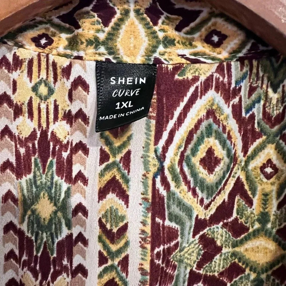 Shein Curve Long Sleeve Geometric Print Blouse Size 1XL Office Career Boho - Picture 7 of 8